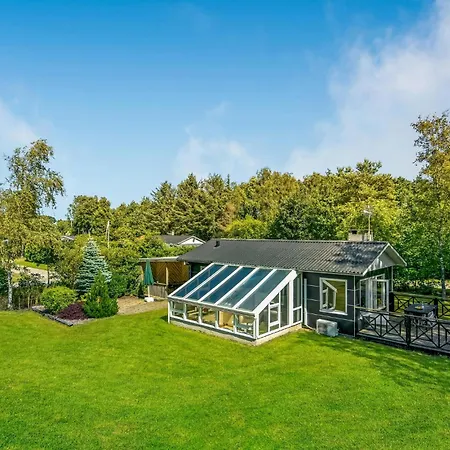 Stunning In With Wifi Tatil Evi Fårvang